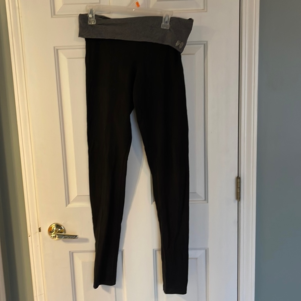 Victoria’s Secret PINK leggings